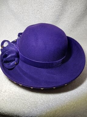 Vintage Laura Ashley Purple 100% Wool Felt Wide-Brim Hat with Bow Accent